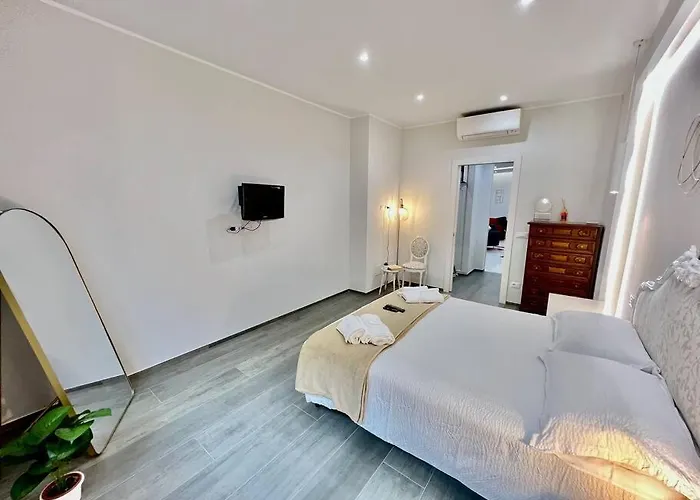 Lussuoso 130 Mq Zona Cipro Daire