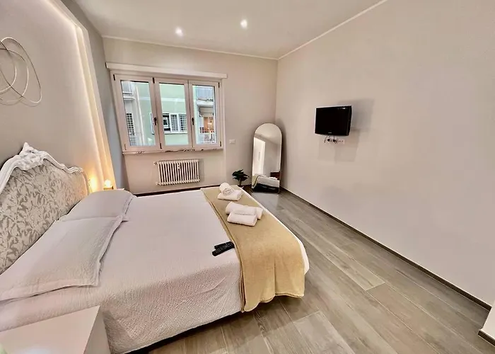 Daire Lussuoso 130 Mq Zona Cipro *