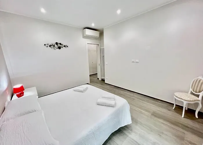 Lussuoso 130 Mq Zona Cipro * Roma