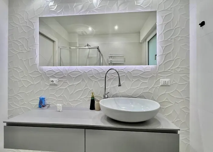 Daire Lussuoso 130 Mq Zona Cipro *